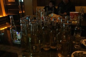 上海闵行区浦江镇附近酒吧招聘包厢陪唱,有学历要求吗？