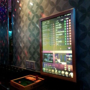 上海奉贤区附近酒吧招聘包厢服务员,不限身高