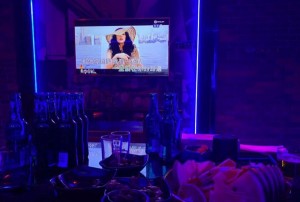 上海中高档夜场ktv招聘包厢陪唱,是否需要具备一定的表演能力？