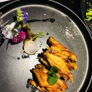 正阳招聘前台文案（正阳前台岗位招募宣传文案）