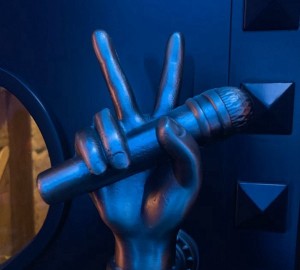 上海浦东新区南汇新城镇附近ktv招聘包厢陪唱,工资是怎么发放的