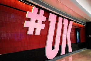 上海高端夜场招聘商务接待,00后做夜场的多吗_