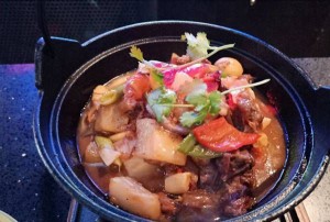 上海豪华的酒吧ktv招聘商务接待,有身高要求吗？