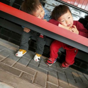 上海中档酒吧ktv招聘包厢服务员,怎么化妆能让客户点你的台