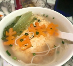 上海嘉定区华亭镇附近夜场招聘酒水促销员,招聘信息靠谱吗？