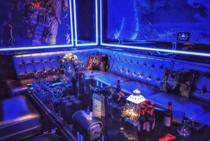 上海浦东新区东海农场附近ktv招聘酒水促销员,工作好做吗？