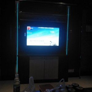 上海浦东新区祝桥镇附近酒吧招聘酒水促销员,交五险一金吗？