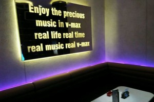 上海高端夜总会招聘包厢服务员,需要统一穿工装吗_