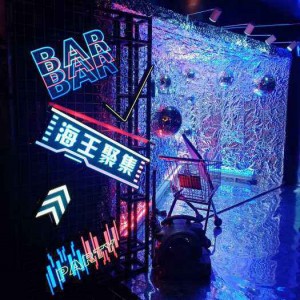 上海有小费拿的酒吧ktv招聘商务迎宾,工作时间和排班制度是怎样的？