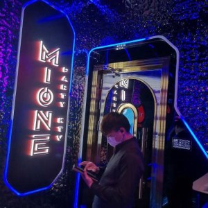 上海徐汇区徐家汇街道附近ktv招聘酒水促销员,是当天上班当天发薪吗？