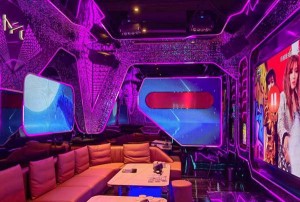 上海浦东新区万祥镇附近夜场招聘包厢陪唱,接受新人的