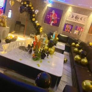 上海黄浦区老西门街道附近夜场招聘包厢气氛租,可以兼职吗？