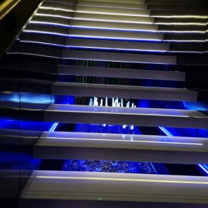 上海青浦区重固镇附近ktv招聘酒水促销员,不限身高