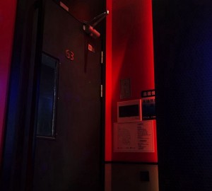 上海杨浦区定海路街道附近ktv招聘现场DJ,加班双倍工资吗？