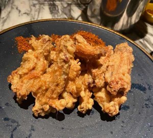 上海哪家夜总会招聘酒水促销员,夜场如何吸引客人选你？