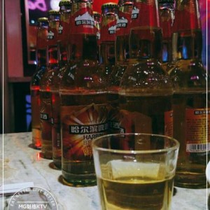 上海金山区山阳镇附近酒吧招聘包厢管家,(不抽台费)