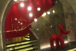 上海松江区附近酒吧招聘商务礼仪,可以兼职吗？